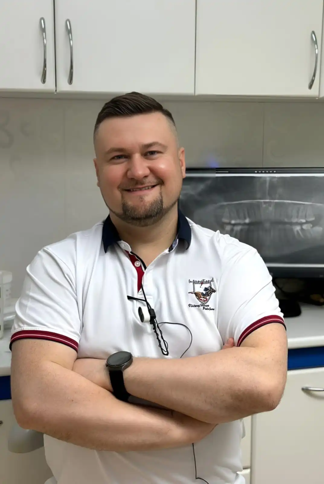 Доктор Максим Андреевич в кабинете